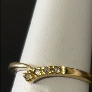 Elegant Gold and Silver Women's Ring